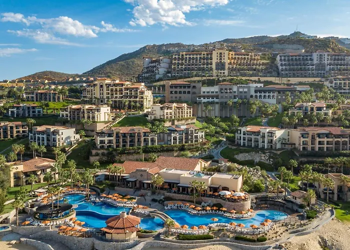 Pueblo Bonito Sunset Beach Golf & Spa Resort